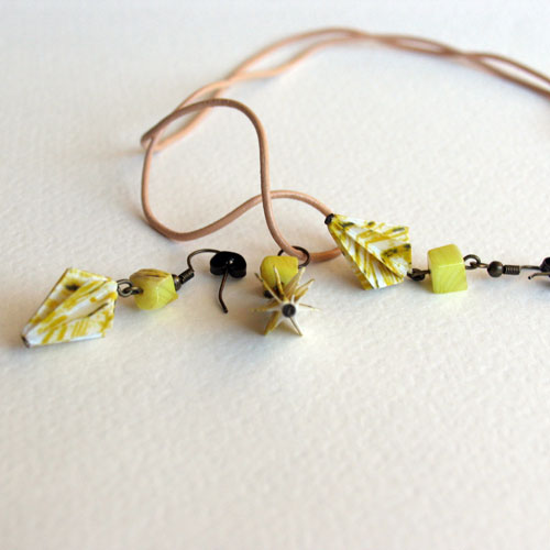 Sada šperků bílo-žlutá paraplíčka