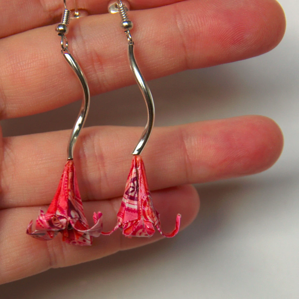 Náušnice "Růžové paisley" (lilie)