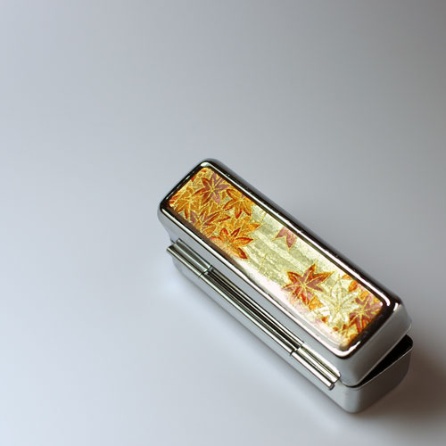 "Kanadská láska" (krabička na rtěnku)