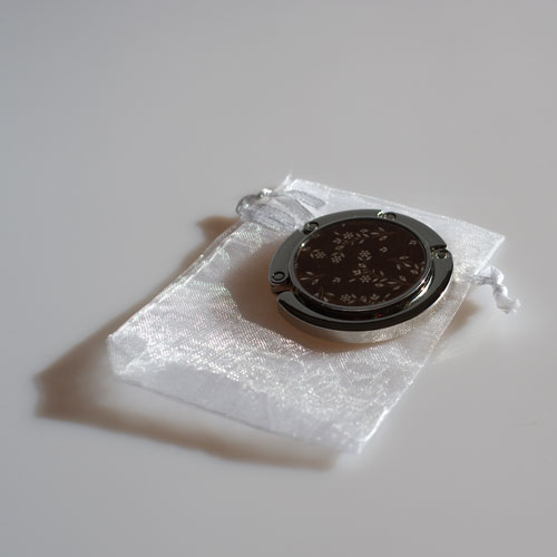 "Kvítka v hnědé" (háček na kabelky )