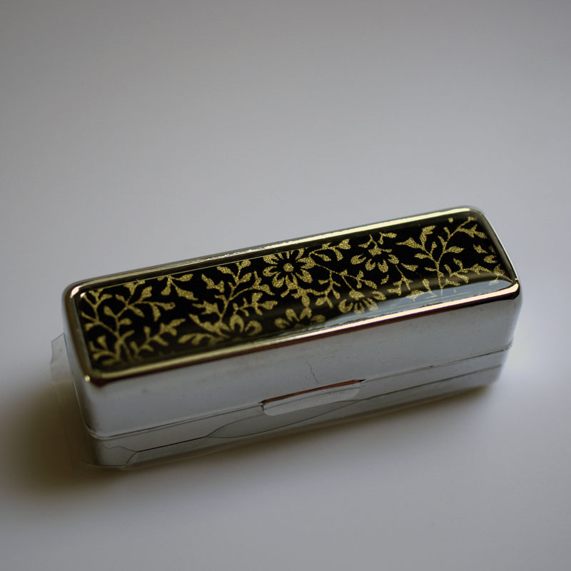 "Noční květy" (krabička na rtěnku)