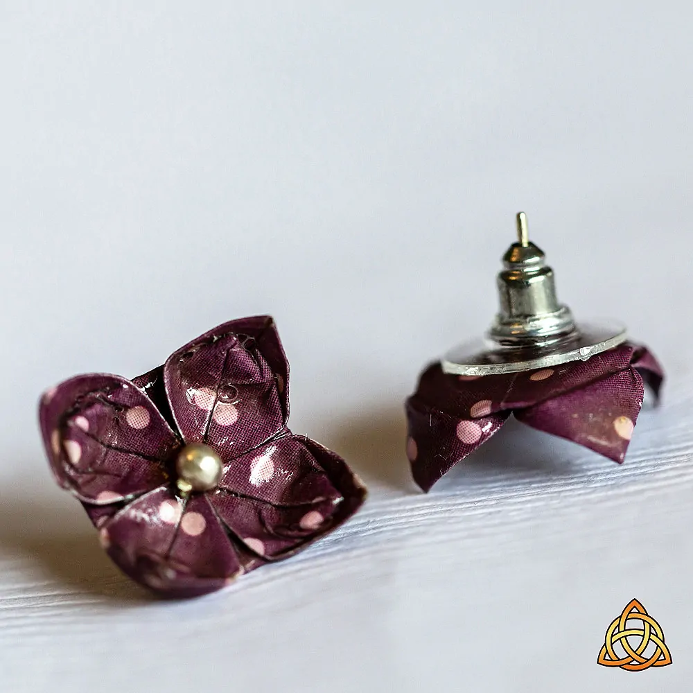 Náušnice "Fialové puntíky" (lotos)