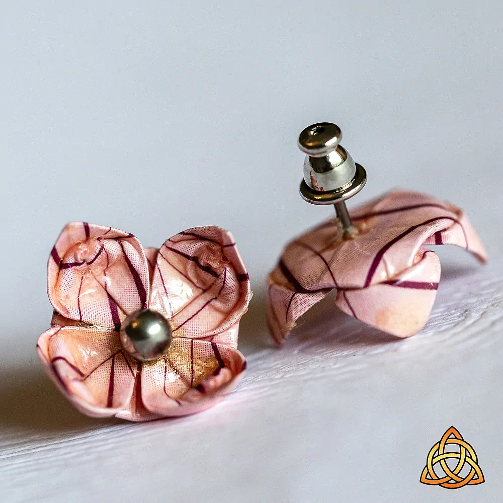 Náušnice "Geometrie v růžové" (lotos)