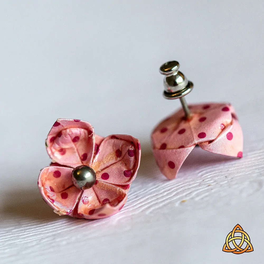 Náušnice "Růžové puntíky" (lotos)