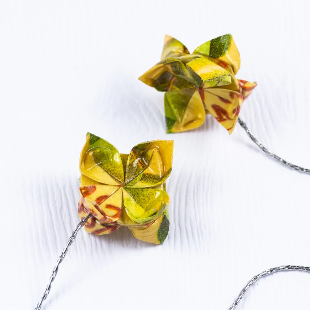 Náušnice "Slaďounká hruštička" (dvojitý lotos na řetízku)