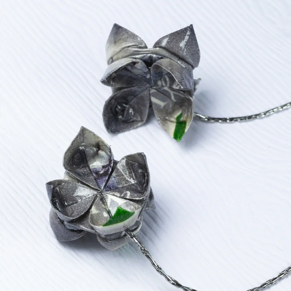 Náušnice "Z mlhy zrozená" (dvojitý lotos na řetízku)