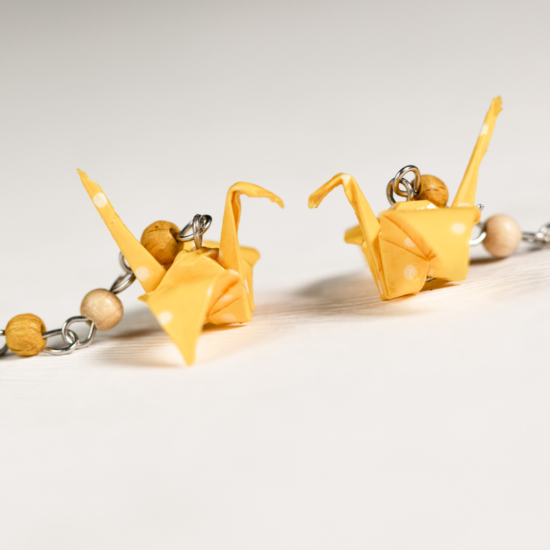 Náušnice "Puntíky ve žluté" (jeřáb dlouhý)