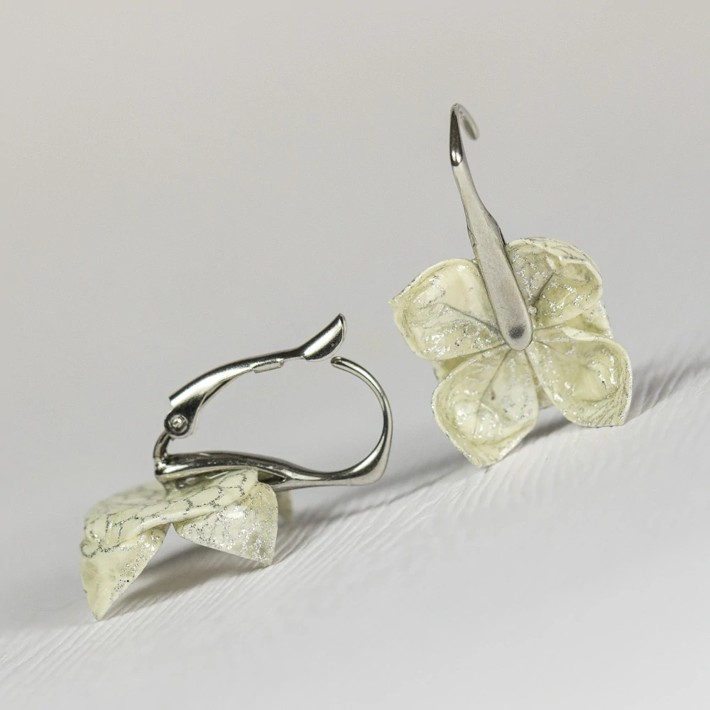 Náušnice "Stříbrné chryzantémyí" (lotosy)