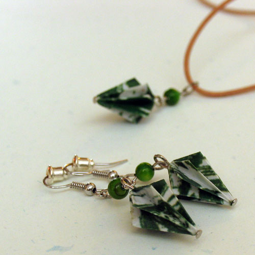 Sada šperků bílo-zelená paraplíčka