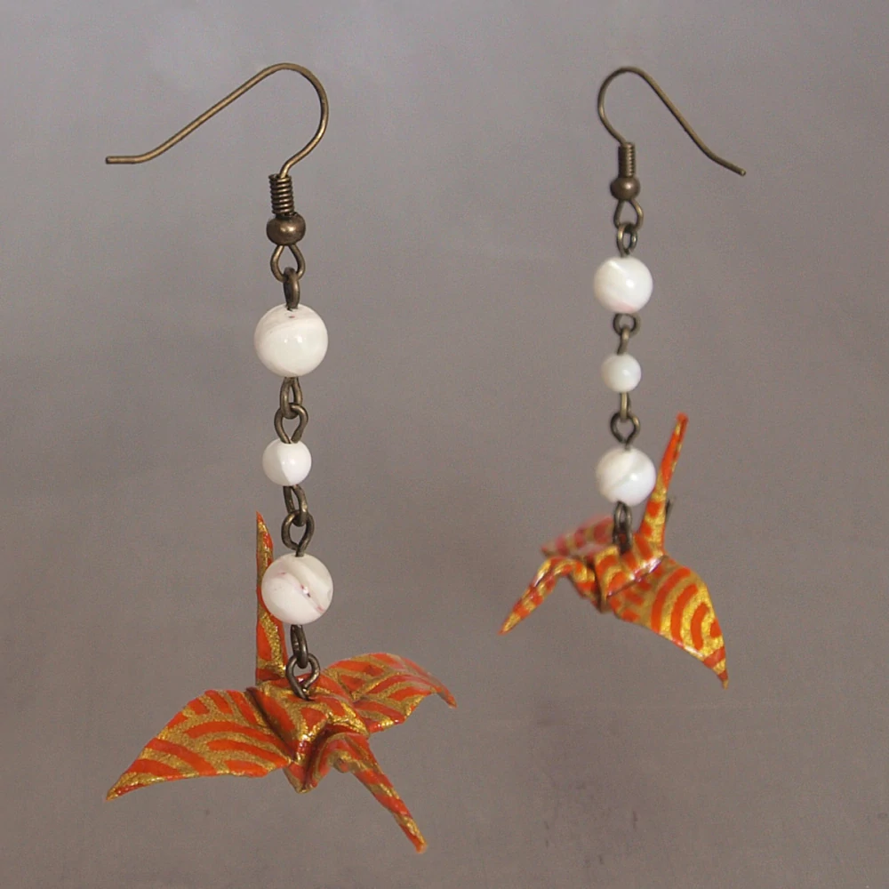 Náušnice "Pomerančový květ" (jeřáb s perleťí)