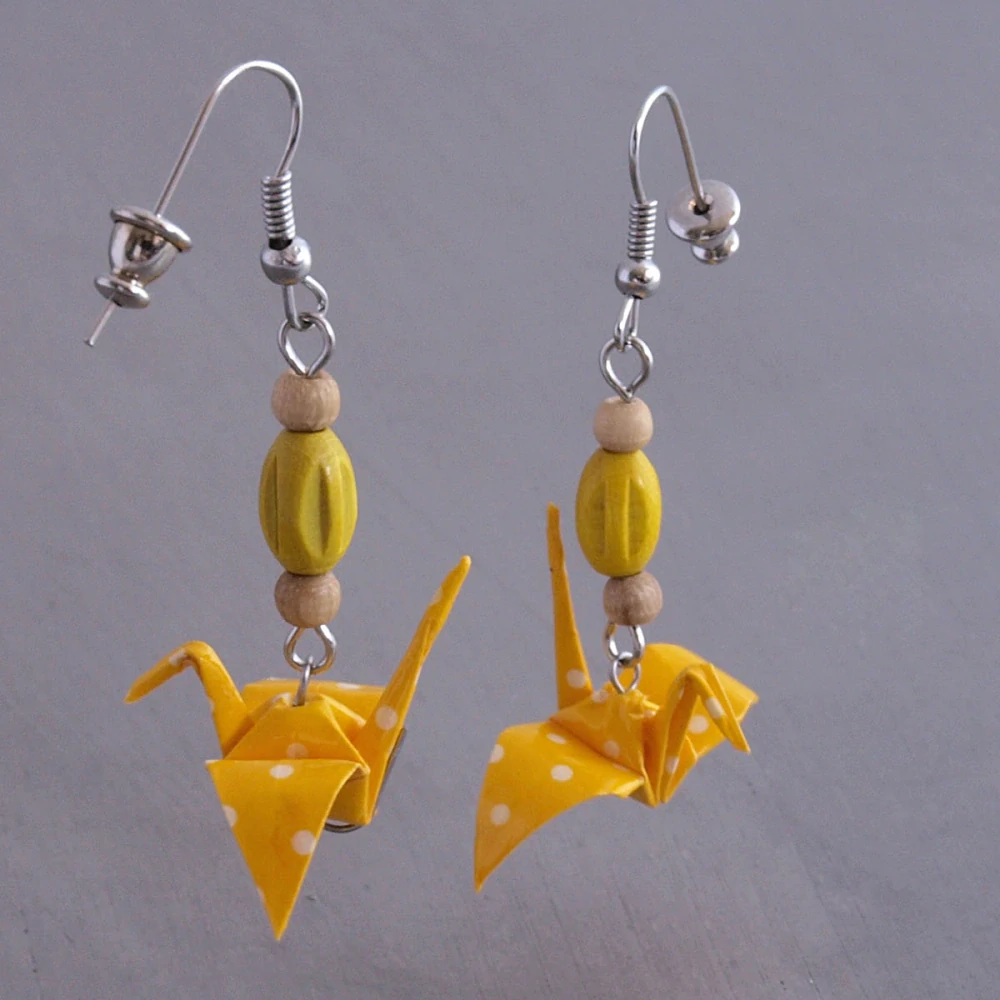 Náušnice "Puntíky ve žluté" (jeřáb)