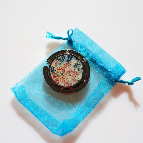 "Květy lilie" ( háček na kabelky )