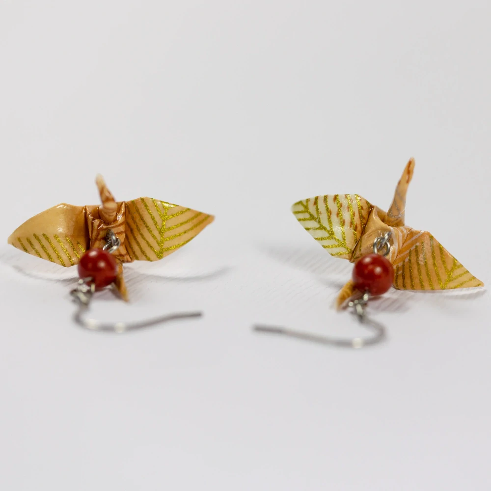 Náušnice "Když listí rezne" (jeřáb s korálem)