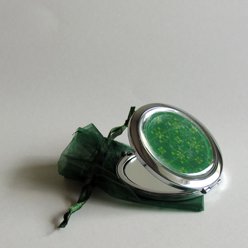 Zrcátko Ve stínu lesa