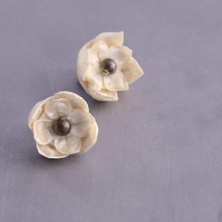 Náušnice "Květinky bělostné" (plnokvětý lotos)