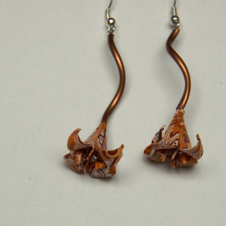 Náušnice "Paisley v hnědé" (lilie)