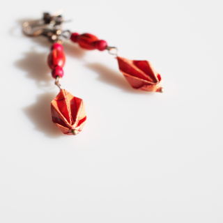 "Rudé linky" - náušnice listy