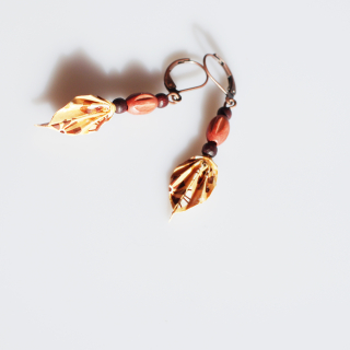 "Studie v hnědé" - náušnice listy