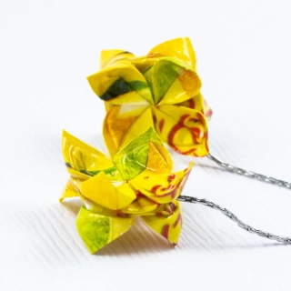 Náušnice "Citrusové květy" (dvojitý lotos na řetízku)