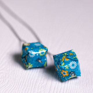 Náušnice "Nejmodřejší květy" (vodní bomba na řetízku)